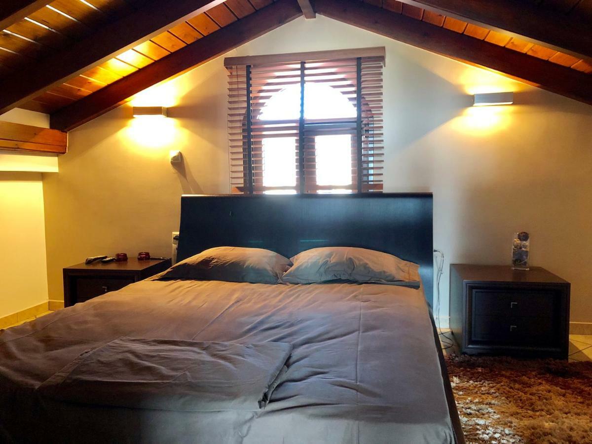 The Loft Apartman Híosz Kültér fotó