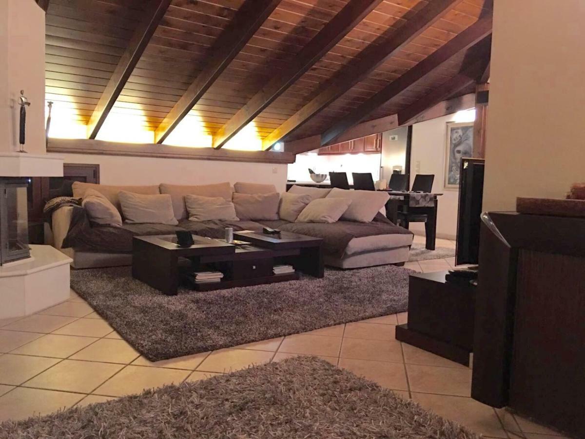 The Loft Apartman Híosz Kültér fotó